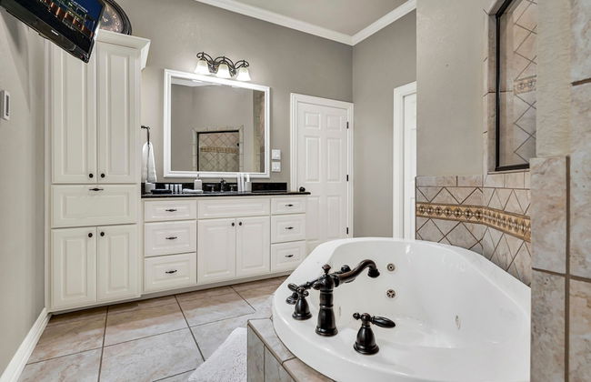 New Epic House-pool-theatre-hot Tub-game Room - Foto 20