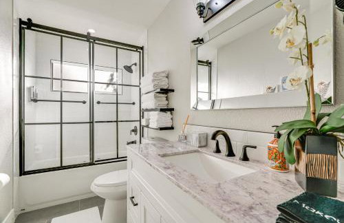 2 Mi to Beach Home with Patio in Del Rey Oaks! - Foto 17