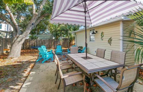 Fanta Sea - Private Seasonal Hot Tub, Game Room, Walk to Beach, Pets OK, & More! - Foto 57