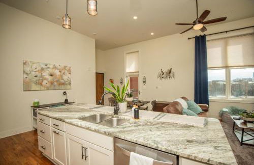 Cooper Corner -OldCity-SelfCheckIn- - Foto 9