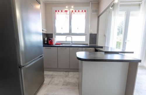 Studio Proche Gare Parthenay avec Parking - Foto 7