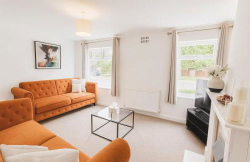 Kempston Home Sleeps 7-9 Long Stays Parking - Foto 16