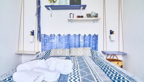 Infinity Blue - Photo 2