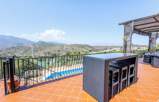 Stunning Golf Villa With Pool and Stunning Views - Foto 24