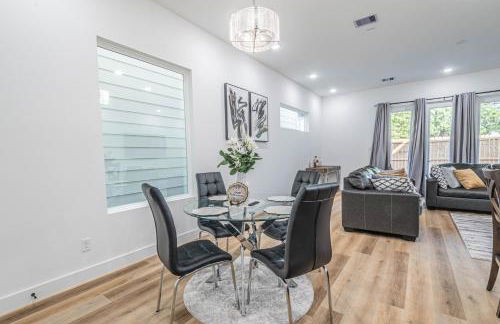 Luxury Haven near Dwtn, Med CTR, with Fast Free WiFi, Parking - Foto 7