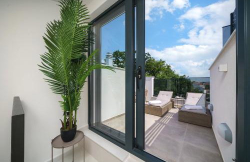 "Golden Sky"Rooftop Pool Villa - Photo 9