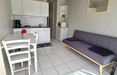 2 logements séparés 2 et 5 couchages au Rez-de-Chaussée à Chambretaud, 5 min Puy du Fou - Photo 13