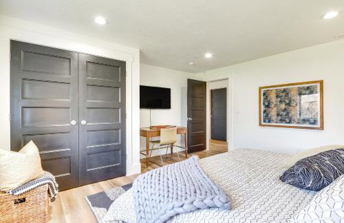 Private Pool and Hot Tub Luxe Unit Near UTA Train! - Foto 9