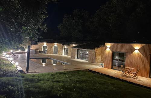 Villa Kélou, piscine, sauna et spa, proche gorge de l ardeche - Foto 2