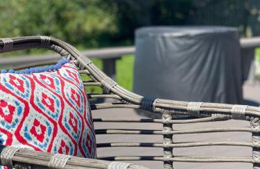 Dog-Friendly Cottage with Backyard & Beach Vibes! - Foto 10