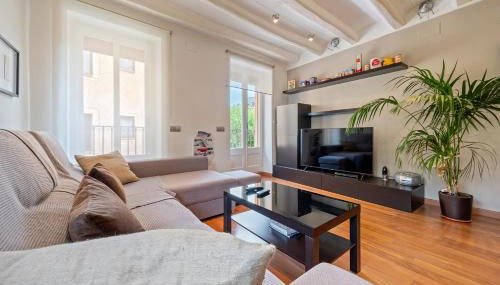 Hauzify I Apartaments La Plaça - Foto 2