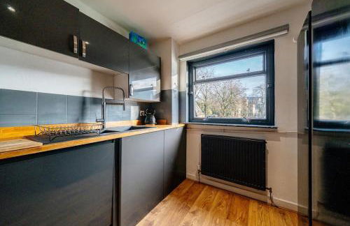 Bottom of Royal Mile 7 Beds Sleeps 12 3 Bthrooms - Photo 20