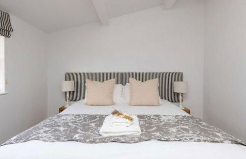 Sidlesham Hideaway Logburner & Garden - Photo 17