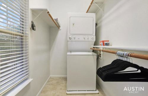 Beautiful King Accommodations, Luxury Linen, and Washer and Dryer - Foto 19