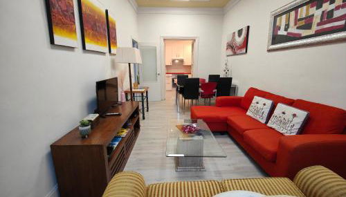 Rua Nova Apartment 28, 3 Dormitorios, WIFI, PS4 y Netflix, a 200m Catedral - Foto 2