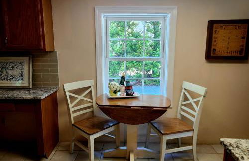 Downtown Cary 1930s Bungalow - Great walkability - Foto 8