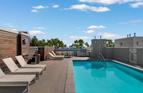 Ocean Views - Rooftop Pool 2BR Santa Monica - Foto 3