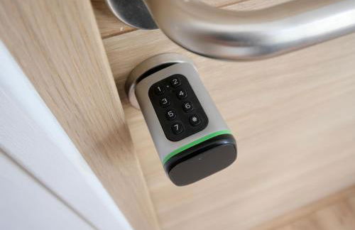 D-Day Suites - Photo 40