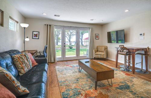 Modern Lake Conroe House with Lakefront Park and Deck! - Photo 26