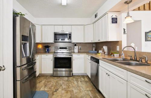 Pelican Path by Ryson Vacation Rentals - Photo 24