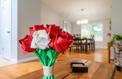 Large Family-Friendly Home on NW Side - Dogs OK - Foto 17