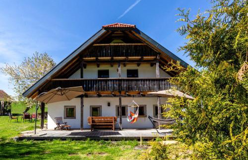 Ferienhaus im Bayerischen Wald - "Lindensalettl" mit Garten und Terrasse - Foto 1