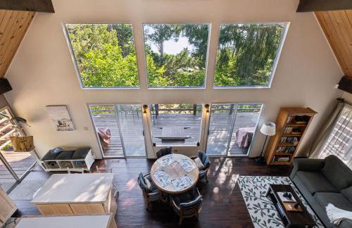 Warm and Cozy Mountain and Lake View Haven cottage - Foto 14