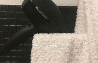 The River's Whisper Apartment - Foto 34