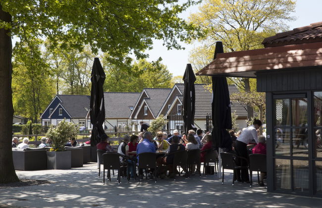 6 bedroom House in Susteren with swimming pool and terrace - Photo 18