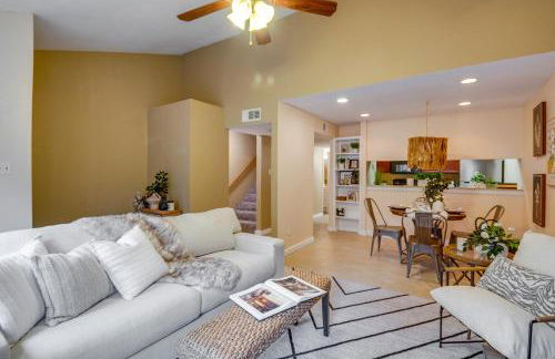 College Station Gem with Pool Access Near University - Foto 6