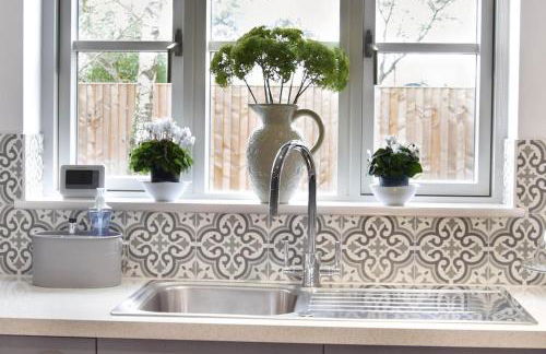 New Luxury 1-bed House nr Bicester Village - Photo 22