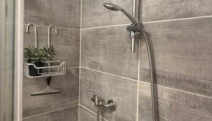 Grand loft lumineux, hyper centre & parking privé - Foto 2