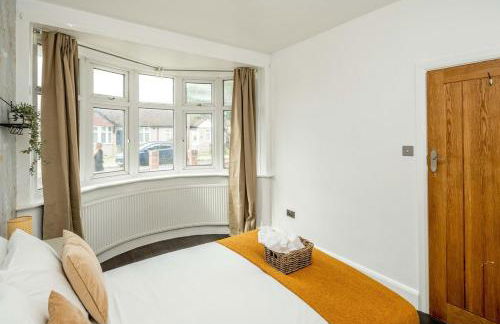Lovely 3 bed house in Feltham - Foto 20