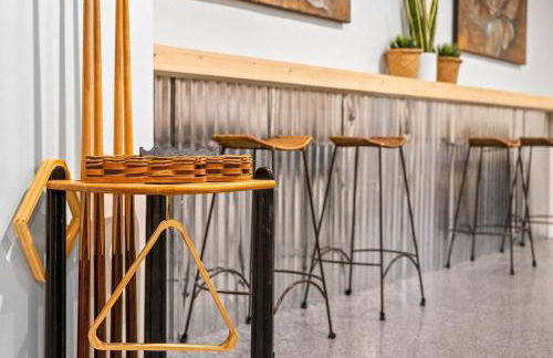 The Gameroom on Madison - Large Home Accommodates 12 Guests (102 Madison Ter) - Foto 58