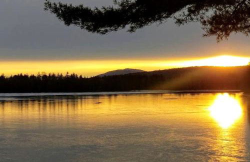 Private Riverfront Safari tent for a Glamping Experience in the Monadnock Region, New Hampshire - Foto 10