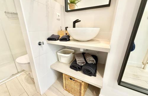 Castro Holidays - Apto D Céntrico Terraza con Garaje Gratis - Photo 48