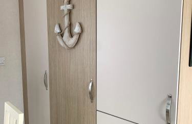 Mollys Retreat pet friendly three bed caravan with small garden Newquay Bay Resort Quieter area of park - Foto 23