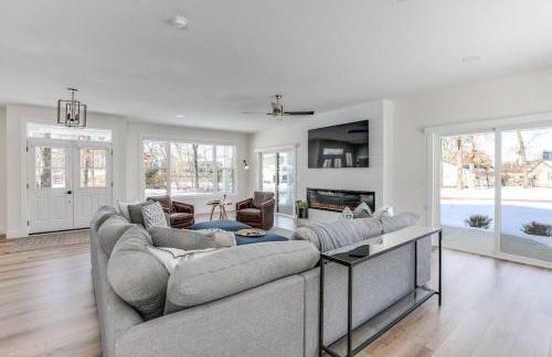 Luxury Estate with Stadium TDJ Views Sleeps 20 - Foto 4