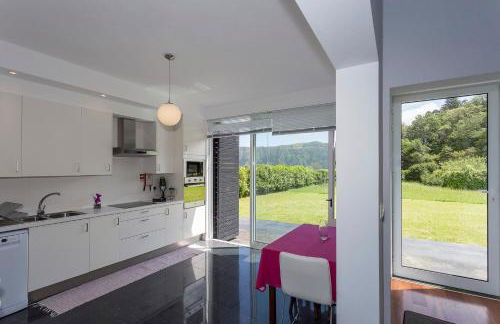 Casa das Camélias - Family Villa by the lagoon - Photo 28