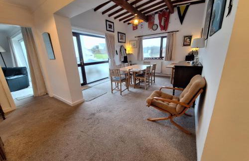 Tyr-yr-craig Cottage to rent - Photo 19