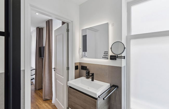 Limehome Den Haag Nieuwstraat - Photo 31