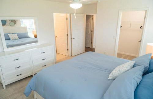 Brand New Designer Home - 5 minutes from East Port - Foto 7