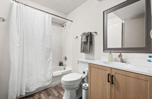 Spacious SIX Bedroom, Great Location - Foto 33