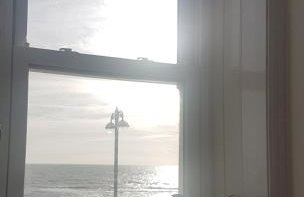 Lovely Seafront 2 bed flat in Aberystwyth - Foto 6