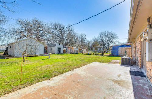 5 Mi to Fort Worth Stockyards Home with Yard! - Foto 23