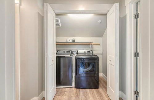 Cozy Two-Story Cottage Near Historic Folsom! - Foto 6