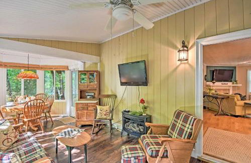 Nottely Lake Home with Hot Tub, Dock, Kayaks and Games - Foto 12