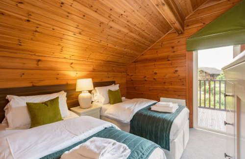 Lake View Lodge with Hot Tub - Foto 14