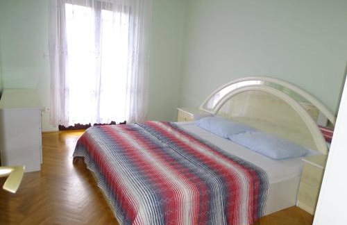 Zana Apartments - Photo 9