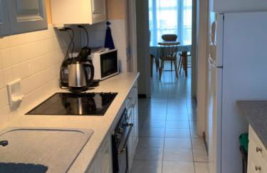 Appartement à 2km du circuit, proche tram, accès direct du circuit en tram en 5 mn - Foto 12